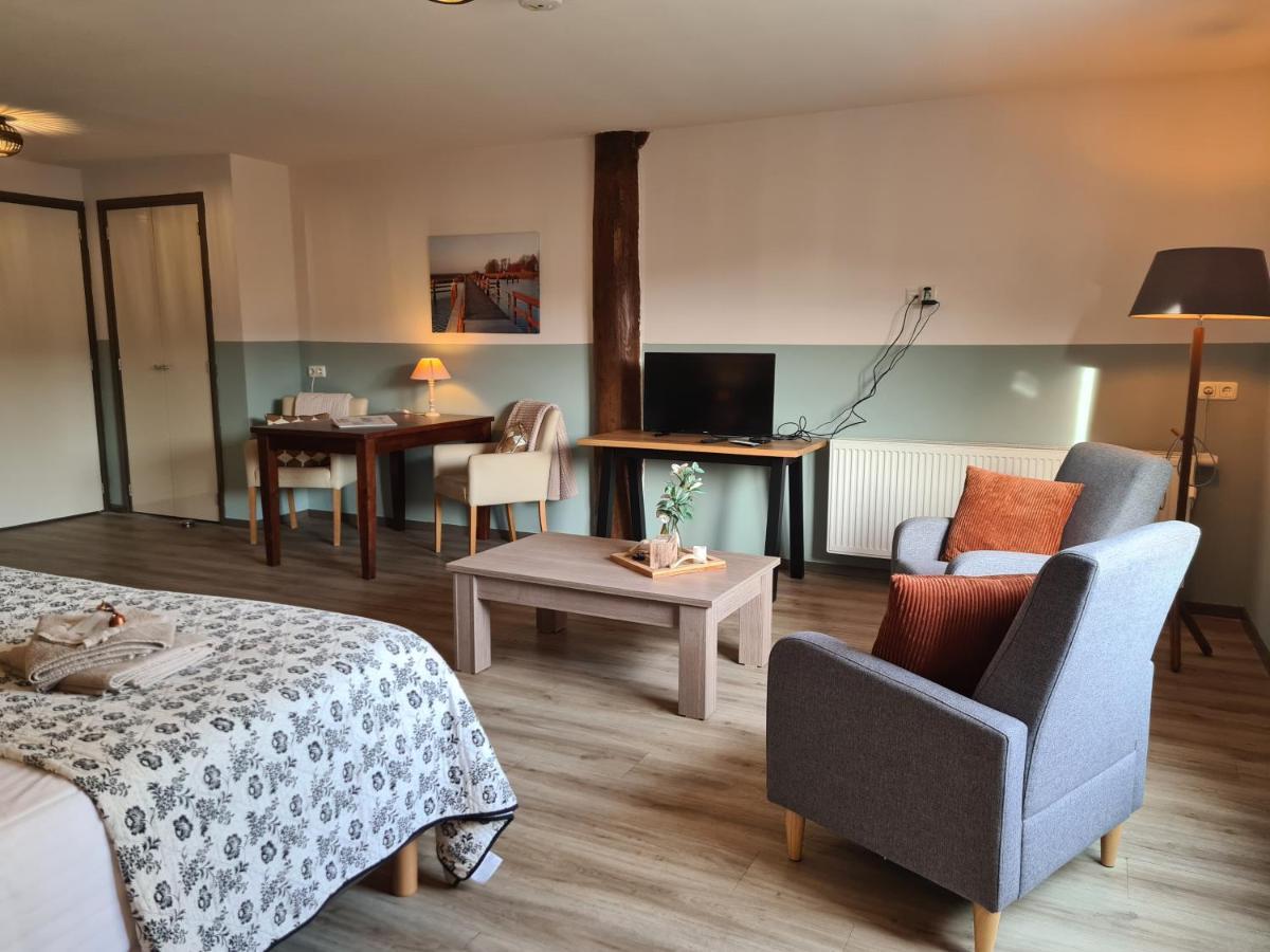 B&B De Kan Hoeve De Veenhoop エクステリア 写真