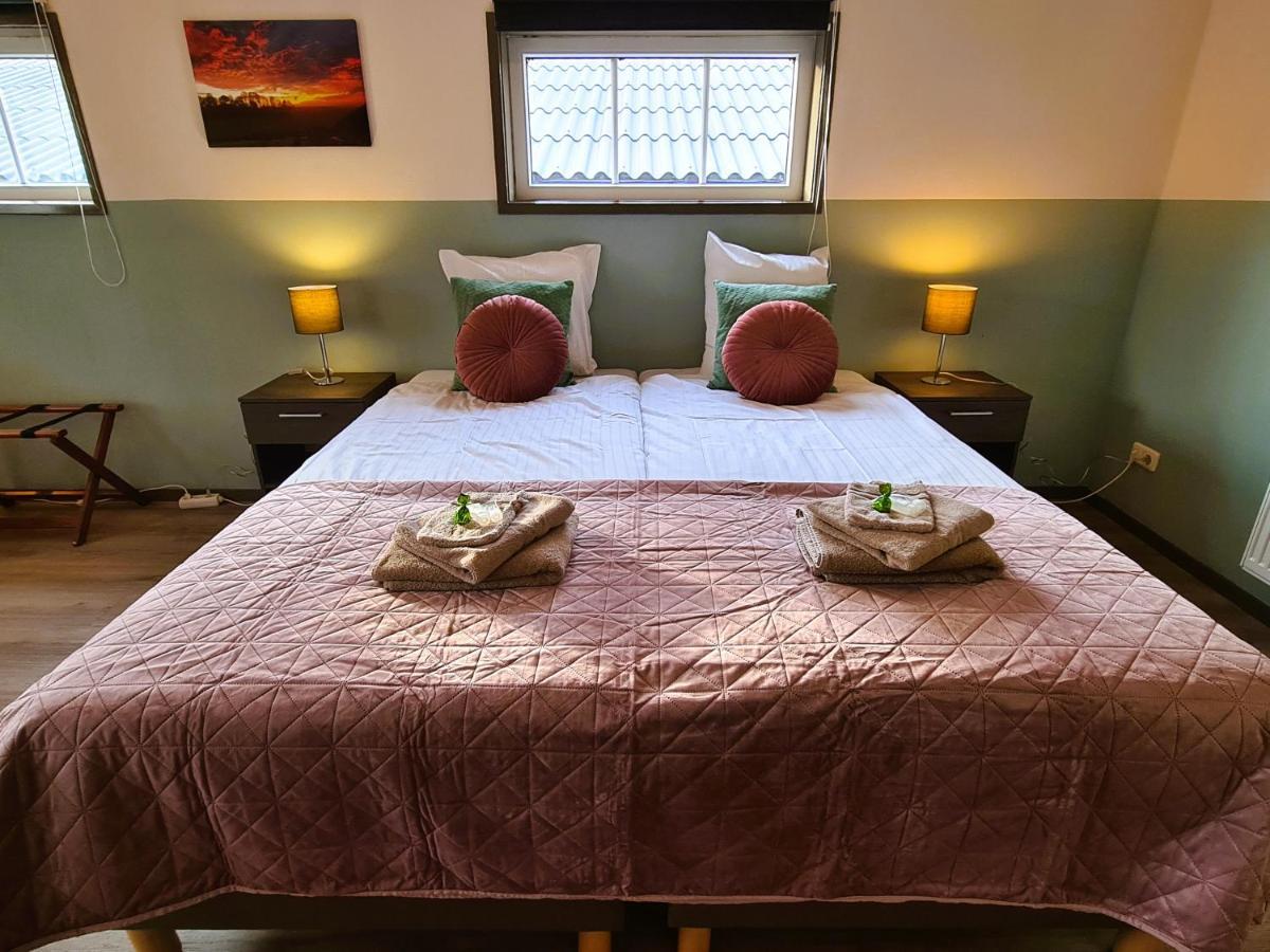 B&B De Kan Hoeve De Veenhoop エクステリア 写真